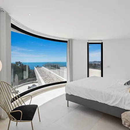 Nirvana - Pool, Jacuzzi, Terrace & Sea View * Fuengirola