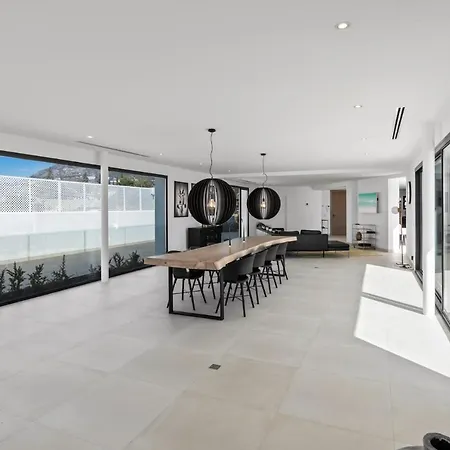 Villa Nirvana - Pool, Jacuzzi, Terrace & Sea View Fuengirola